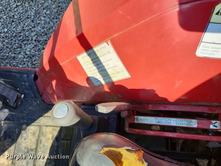 image for item LS9665 2000 Massey Ferguson 1250  MFWD tractor