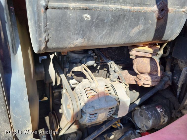 image for item LS9665 2000 Massey Ferguson 1250  MFWD tractor