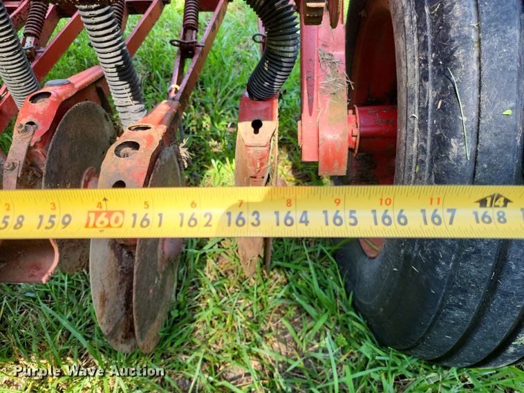 image for item LS9667 Melroe 244 grain drill