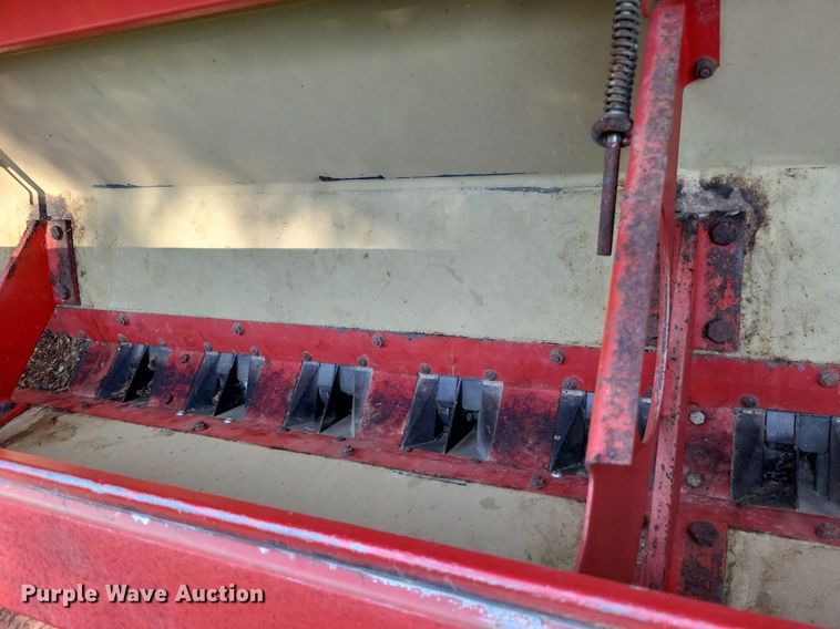 image for item LS9667 Melroe 244 grain drill