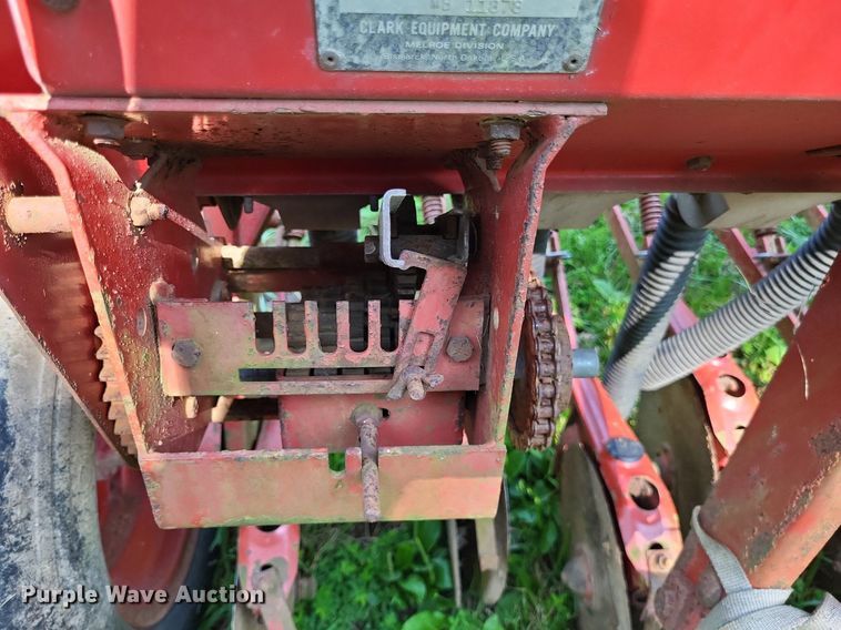 image for item LS9667 Melroe 244 grain drill