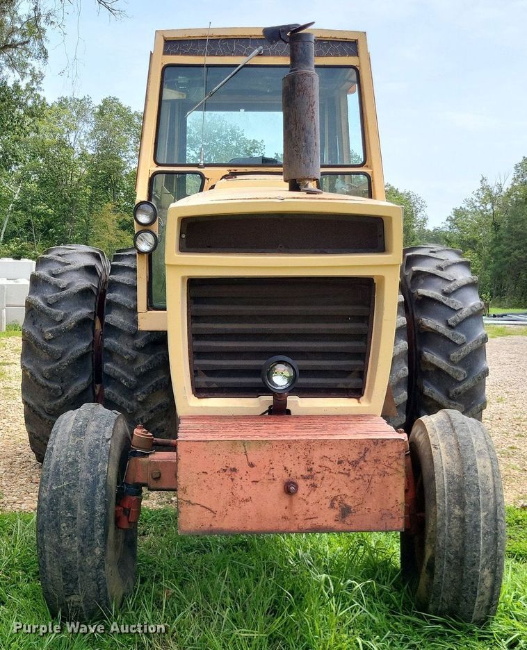 image for item LS9670 1973 Case 1370 Agri-King  tractor
