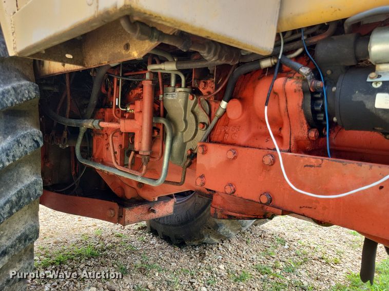 image for item LS9670 1973 Case 1370 Agri-King  tractor