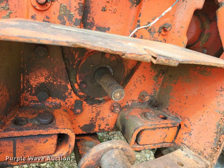 image for item LS9670 1973 Case 1370 Agri-King  tractor