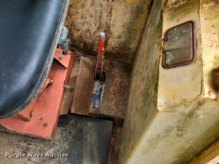 image for item LS9670 1973 Case 1370 Agri-King  tractor