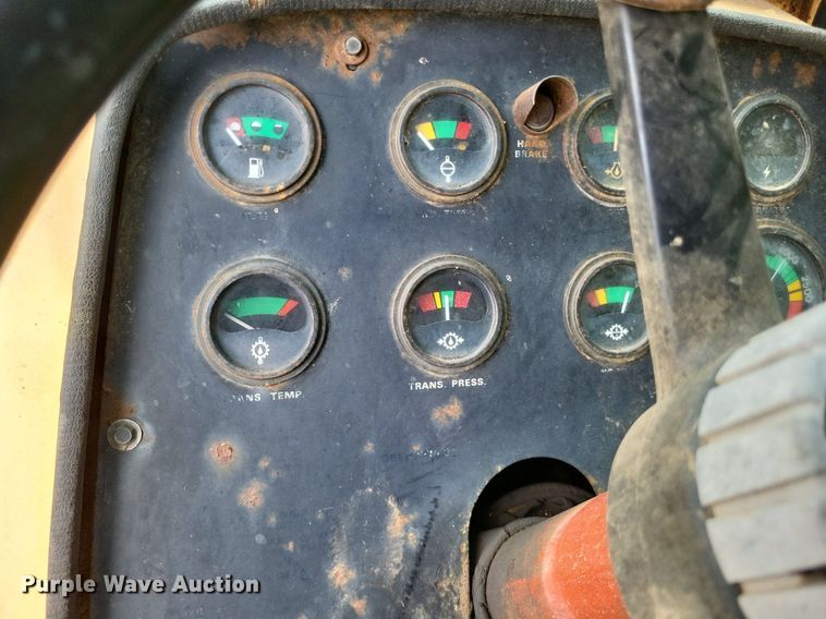 image for item LS9670 1973 Case 1370 Agri-King  tractor