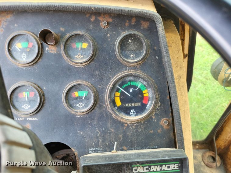 image for item LS9670 1973 Case 1370 Agri-King  tractor