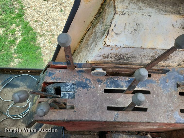 image for item LS9670 1973 Case 1370 Agri-King  tractor