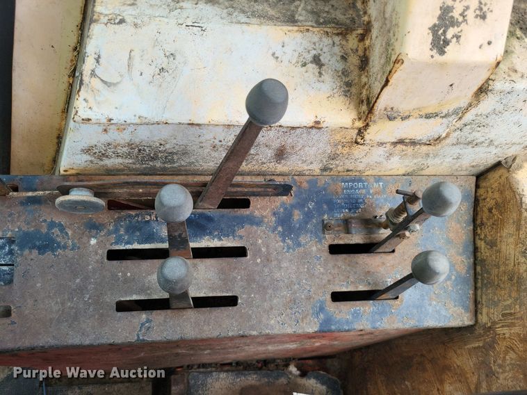 image for item LS9670 1973 Case 1370 Agri-King  tractor