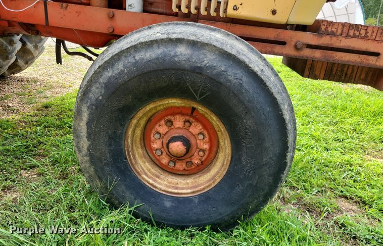 image for item LS9670 1973 Case 1370 Agri-King  tractor