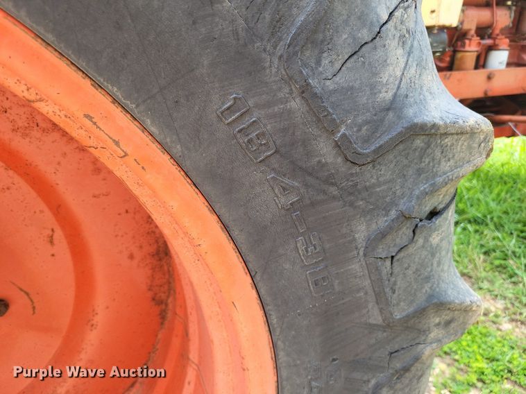 image for item LS9670 1973 Case 1370 Agri-King  tractor