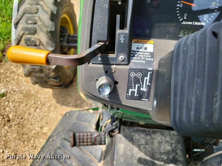 image for item LS9672 2004 John Deere 5220  MFWD tractor