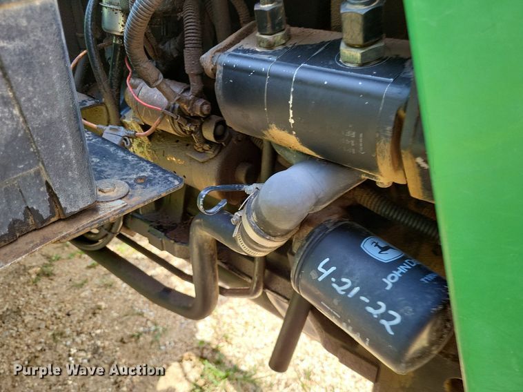 image for item LS9672 2004 John Deere 5220  MFWD tractor