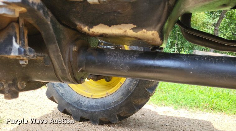 image for item LS9672 2004 John Deere 5220  MFWD tractor