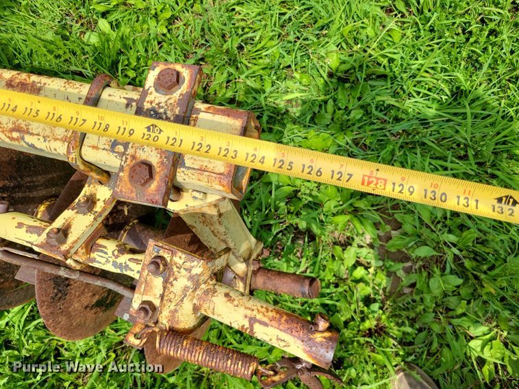 image for item LS9676 John Deere 220  tandem disk