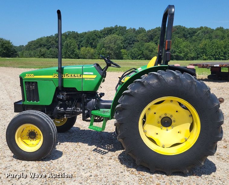 image for item LS9685 John Deere 5105  tractor