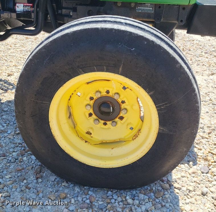 image for item LS9685 John Deere 5105  tractor