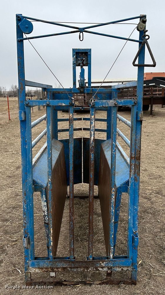 image for item LT9143 Blattner  roping chute