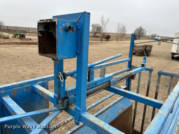 image for item LT9143 Blattner  roping chute