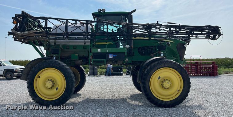 image for item MG9429 2008 John Deere 4730  sprayer