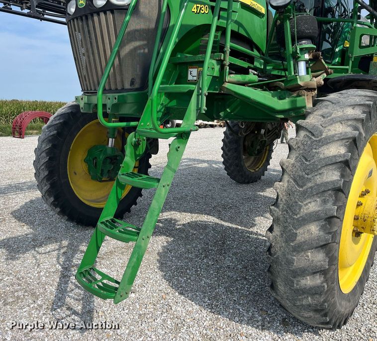 image for item MG9429 2008 John Deere 4730  sprayer