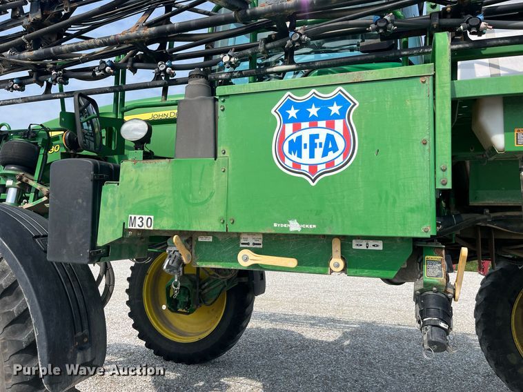 image for item MG9429 2008 John Deere 4730  sprayer