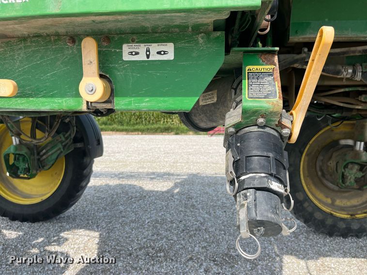 image for item MG9429 2008 John Deere 4730  sprayer