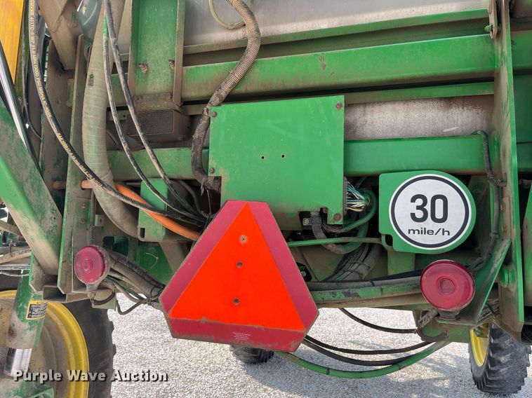 image for item MG9429 2008 John Deere 4730  sprayer