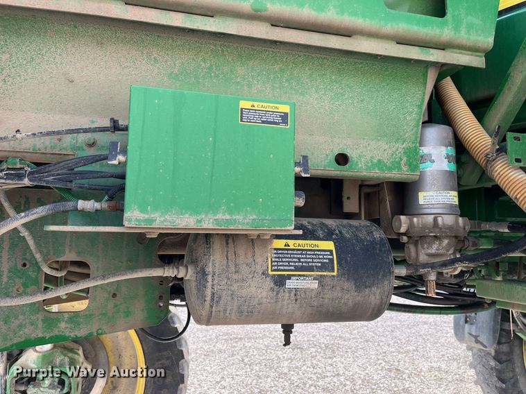 image for item MG9429 2008 John Deere 4730  sprayer