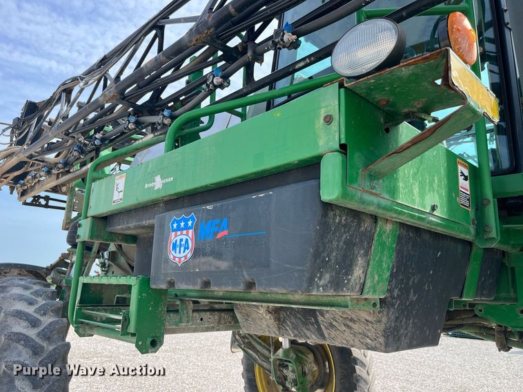image for item MG9429 2008 John Deere 4730  sprayer