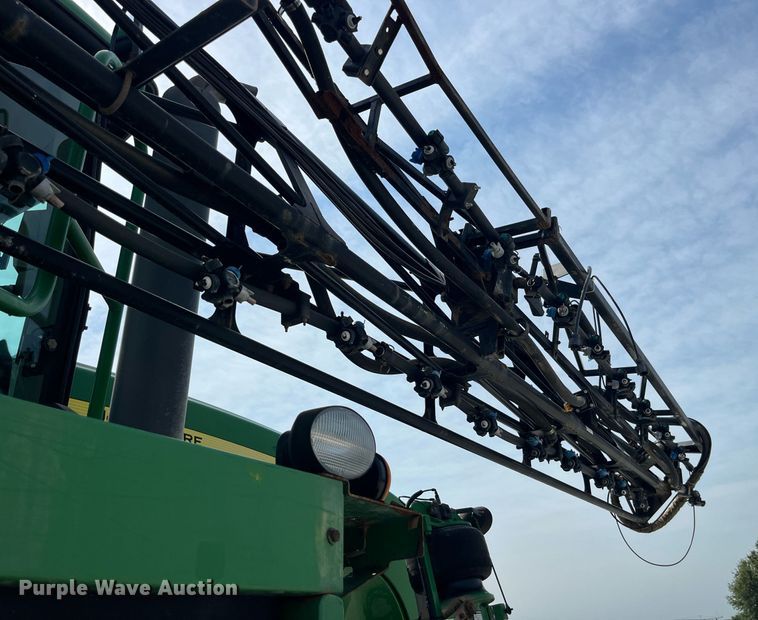 image for item MG9429 2008 John Deere 4730  sprayer