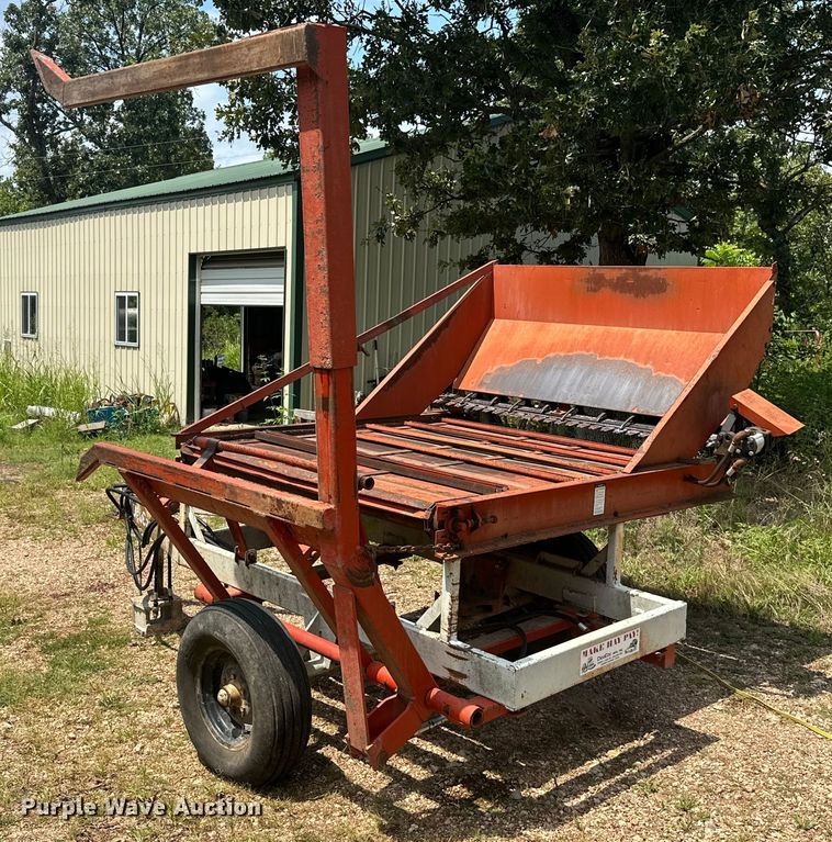 image for item ML9140 DewEze Super Slicer  bale processor