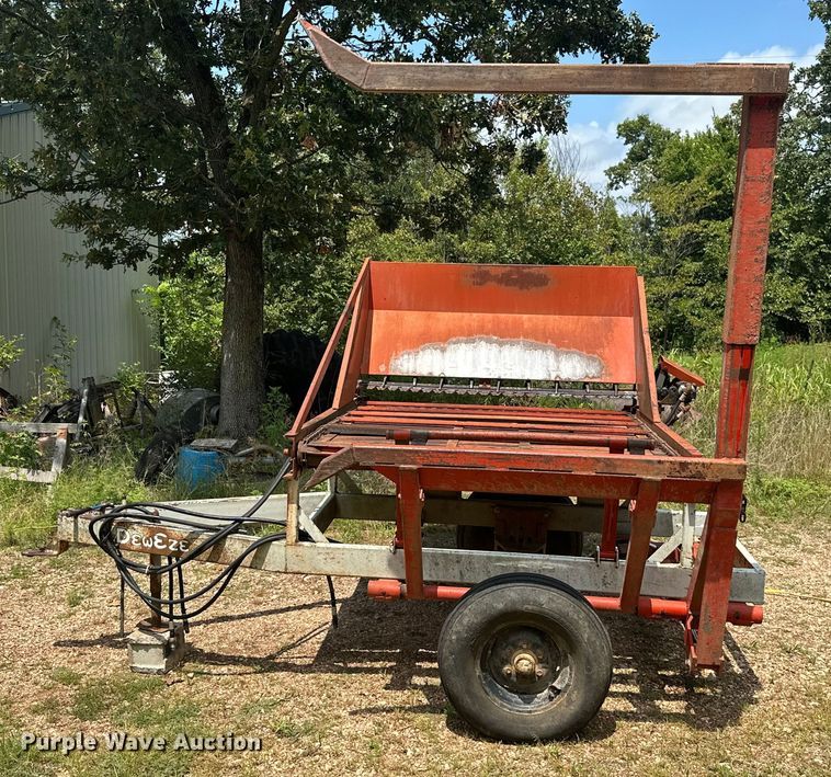 image for item ML9140 DewEze Super Slicer  bale processor