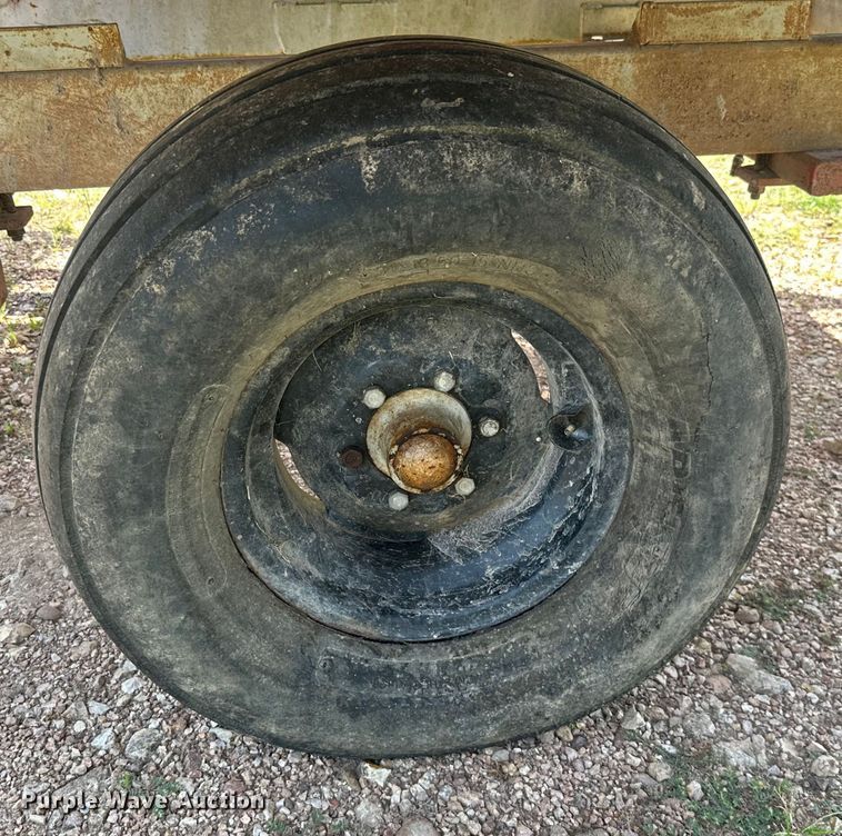 image for item ML9140 DewEze Super Slicer  bale processor