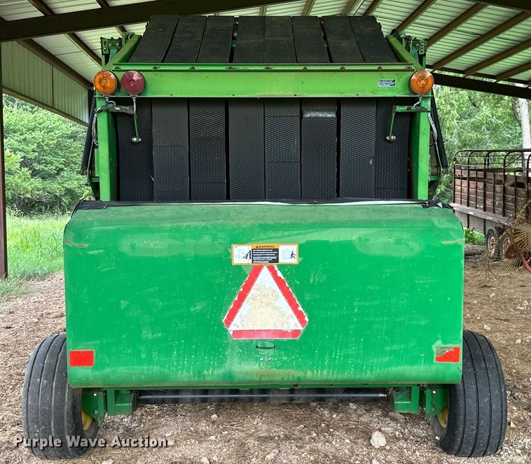 image for item ML9151 1994 John Deere 535  round baler