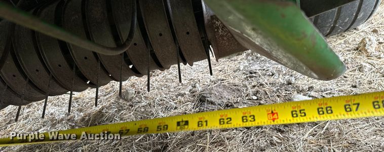 image for item ML9151 1994 John Deere 535  round baler