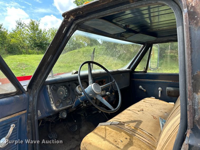 image for item ML9154 1969 Chevrolet C60  dump flatbed truck