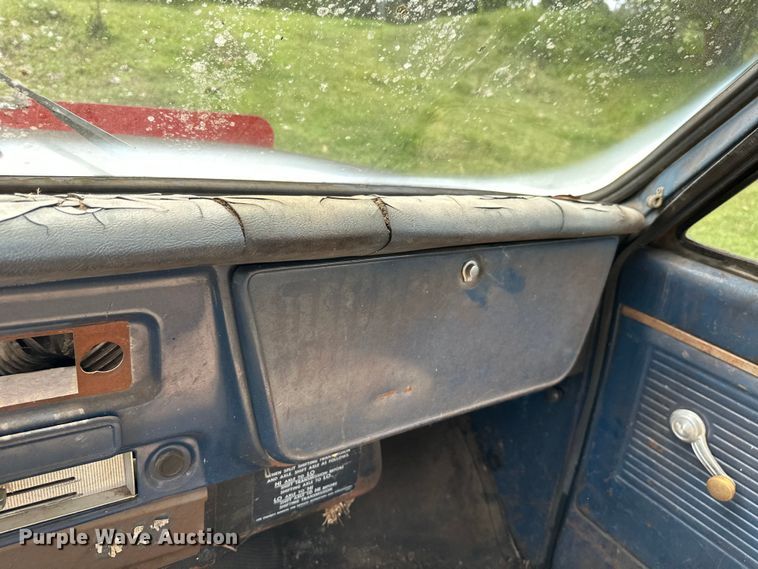 image for item ML9154 1969 Chevrolet C60  dump flatbed truck