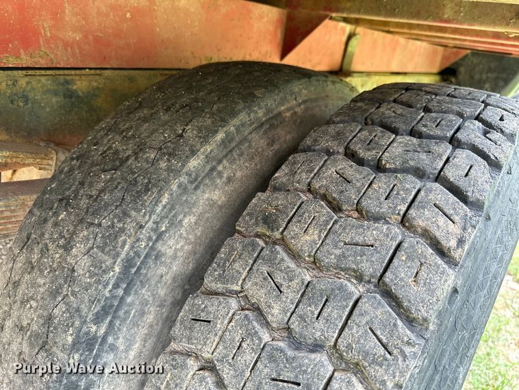 image for item ML9154 1969 Chevrolet C60  dump flatbed truck