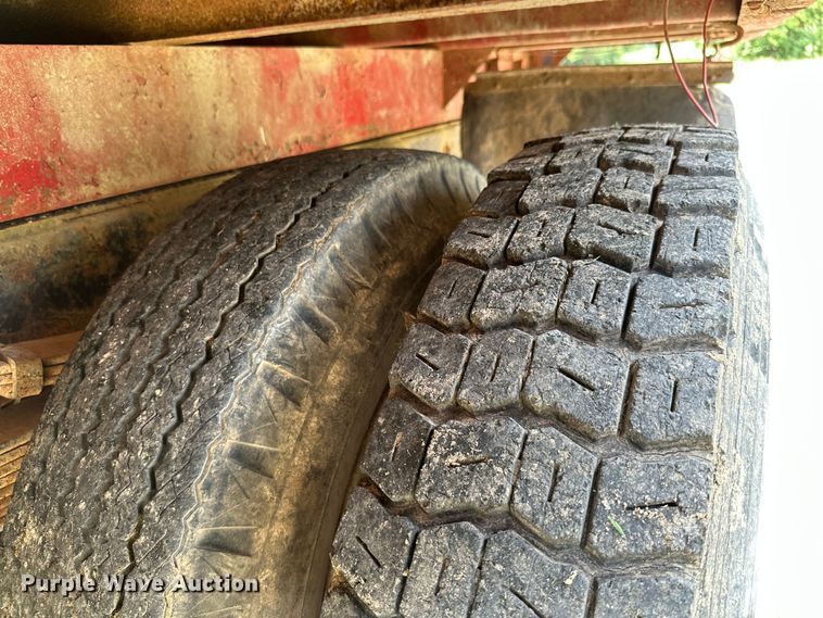 image for item ML9154 1969 Chevrolet C60  dump flatbed truck