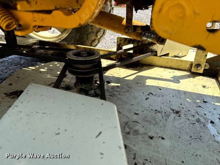 image for item ML9187 International Cub Lo-Boy 154  tractor