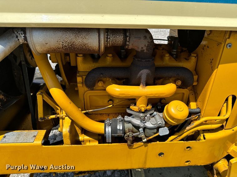 image for item ML9187 International Cub Lo-Boy 154  tractor