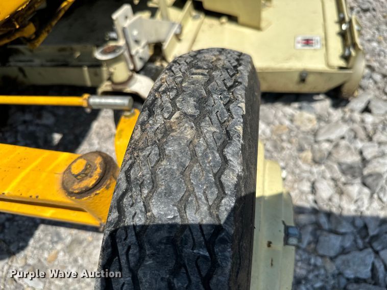 image for item ML9187 International Cub Lo-Boy 154  tractor