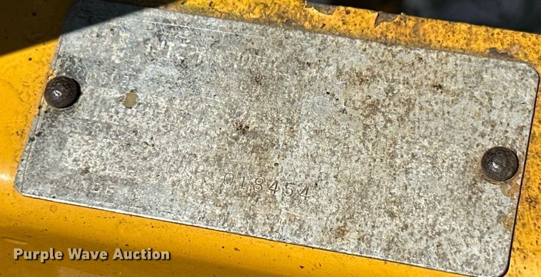 image for item ML9187 International Cub Lo-Boy 154  tractor