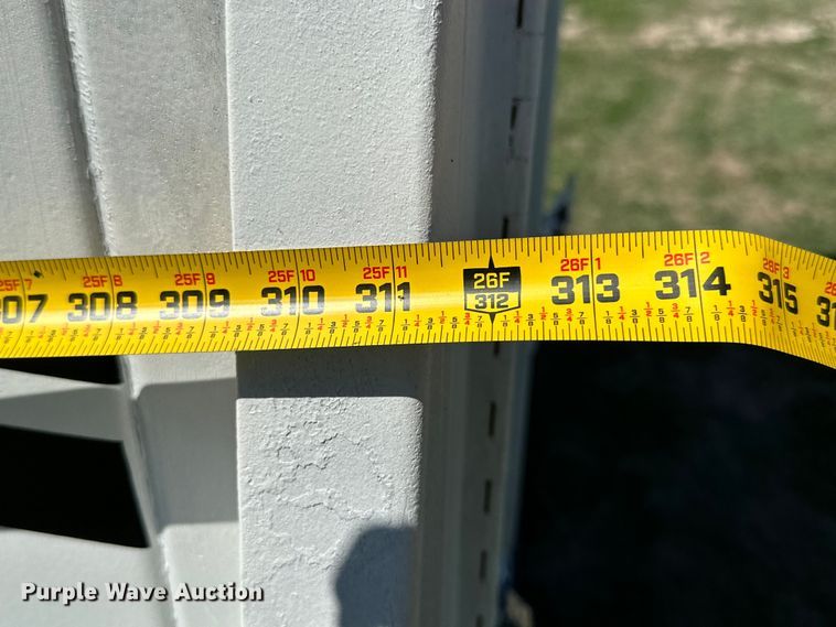 image for item ML9195 1991 Turnbow Trailers  horse trailer