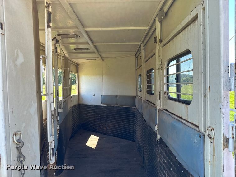 image for item ML9195 1991 Turnbow Trailers  horse trailer