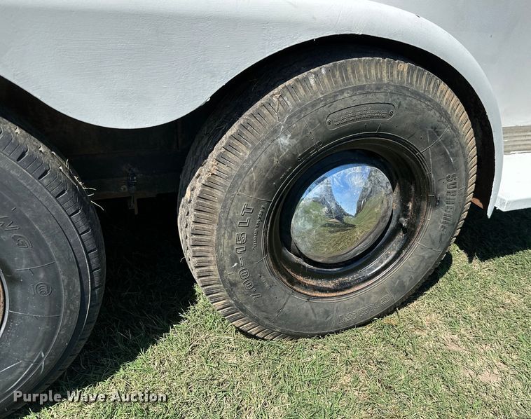 image for item ML9195 1991 Turnbow Trailers  horse trailer