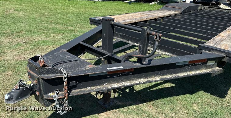 image for item ML9196 2004 Starlite 22 CT  combine trailer