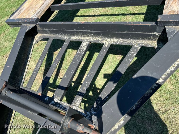 image for item ML9196 2004 Starlite 22 CT  combine trailer