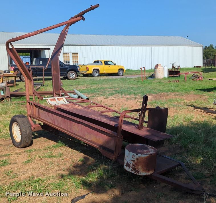 image for item MY9939 Cherokee  pop-up bale loader